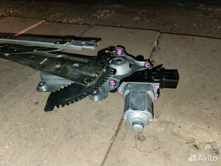 Стеклоподъемник передний левый Lancer X Дефектный