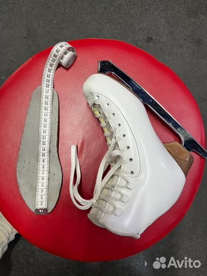 Коньки фигурные Risport 225