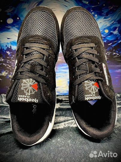 Кроссовки Reebok черные