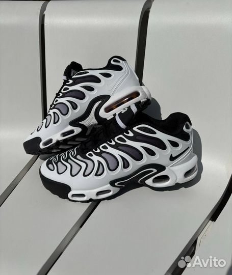 Nike Air Max Plus Drift ‘White and Black'