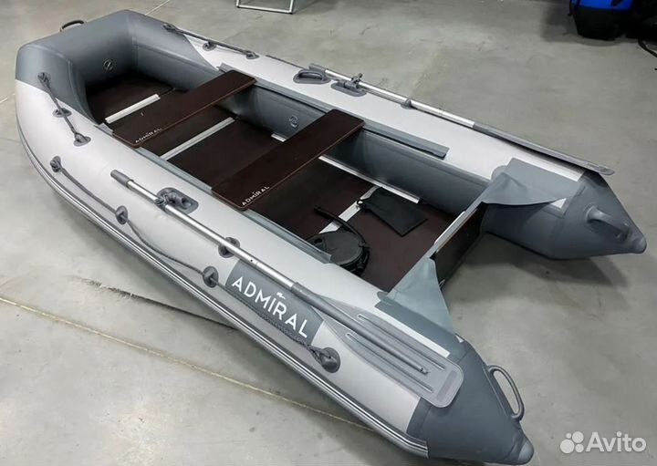 Надувная лодка Адмирал 320 Classic