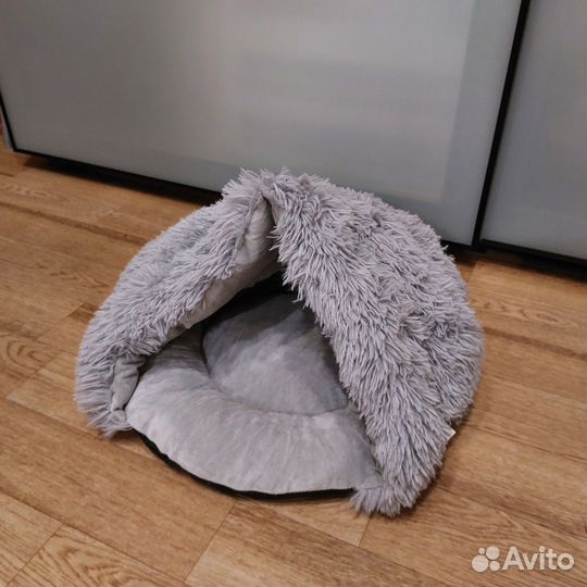 Лежак с кармашком