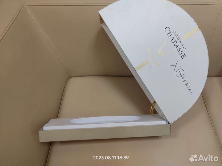 Коробки из под коньяка