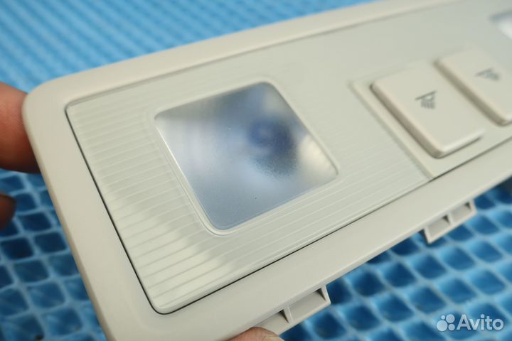 Плафон салонный задний Skoda Superb 3