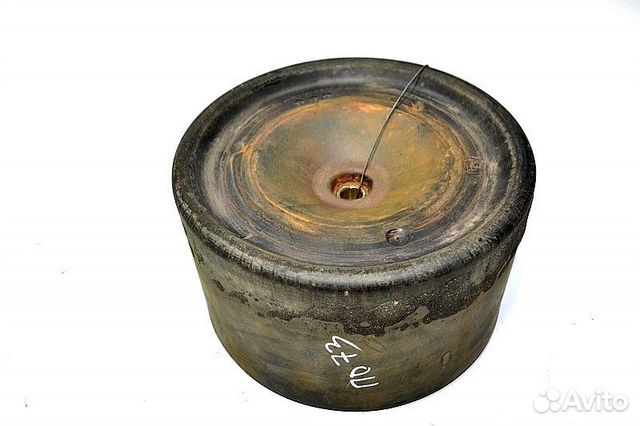 Стакан пневмобаллона прицепного моста, левый schmi