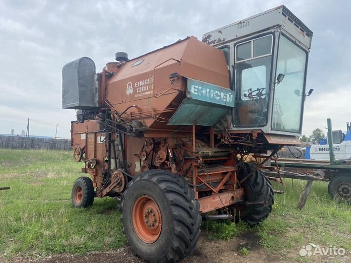 Комбайн Енисей Енисей-1200, 1991