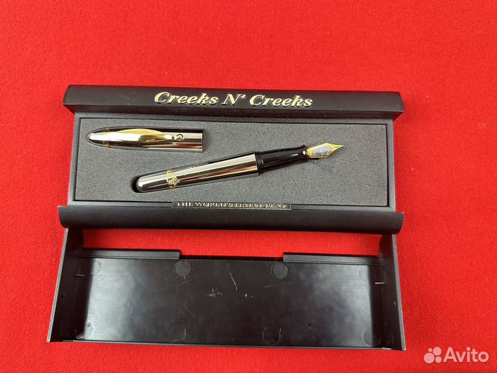 Винтажная перьевая ручка Creeks N' Creeks