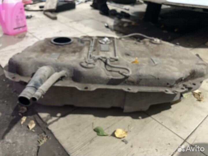 Топливный бак Мицубиси lancer 9