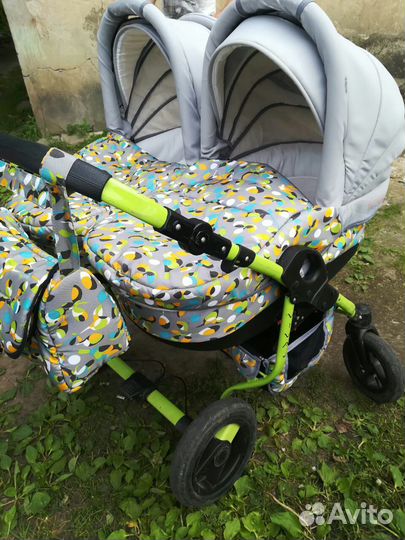 Детская коляска для двойни
