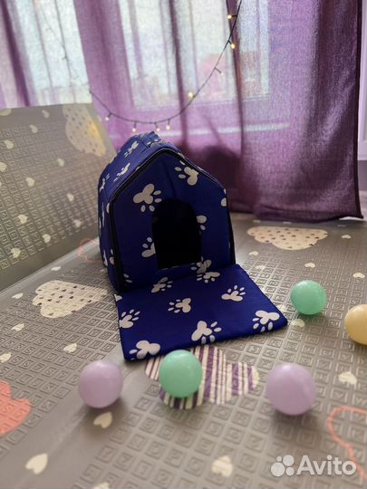 Домик лежанка для маленькой собаки