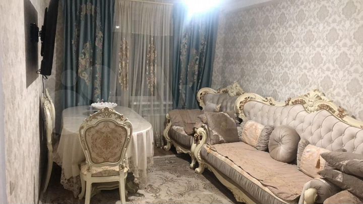 2-к. квартира, 52 м², 5/5 эт.