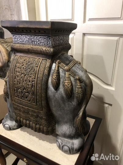 Слон подставка