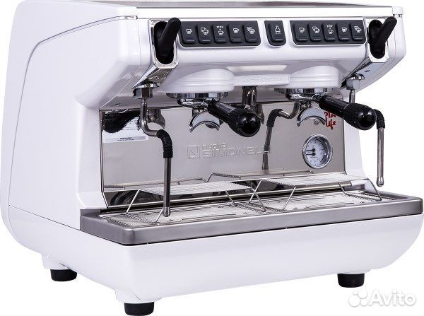 Белая кофемашина Автомат Nouva Simonelli