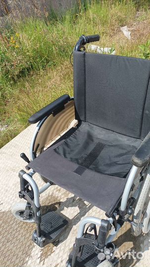 Инвалидное кресло