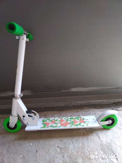 Роликовые коньки, Самокат, Скейтборд