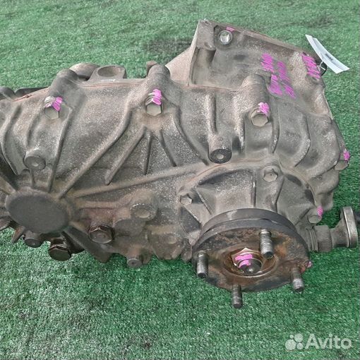 Раздатка toyota granvia KCH16 1KZ-TE