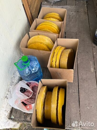 Воск пчелиный