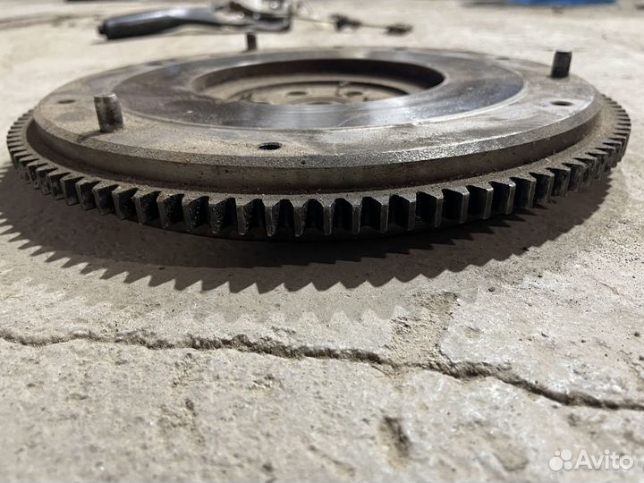 Сцепление + маховик почти новые mazda b6