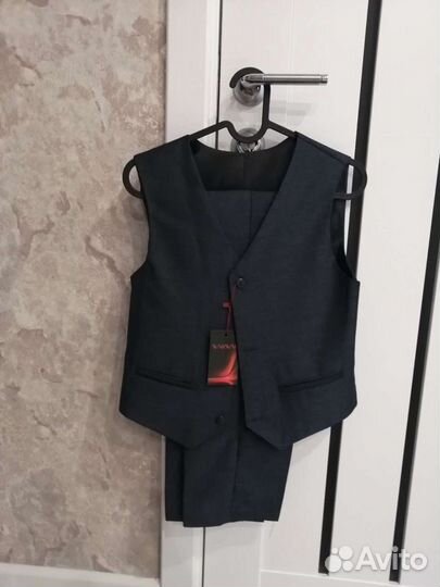 Школьный костюм