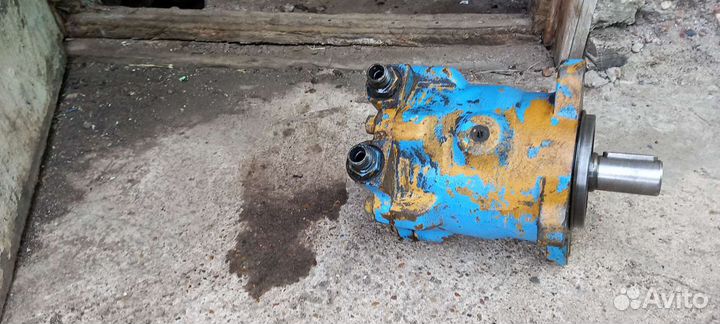 Гидромотор на манипулятор Тадано