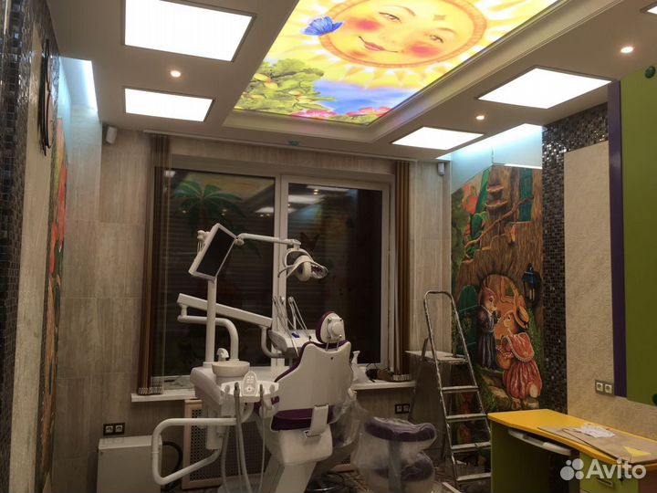 Обои в детскую