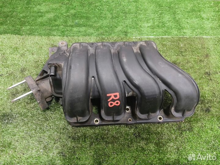 Коллектор впускной Toyota Corolla Verso R1 2006
