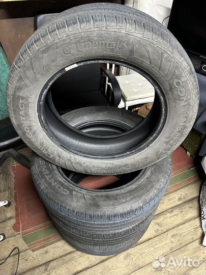Continental CrossContact RX 235/60 R18 103H