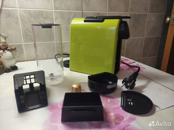 Кофеварка капсульная nespresso DeLonghi