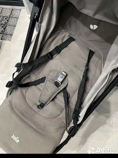 Прогулочная коляска joie