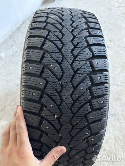 Pirelli Formula Ice 205/60 R16