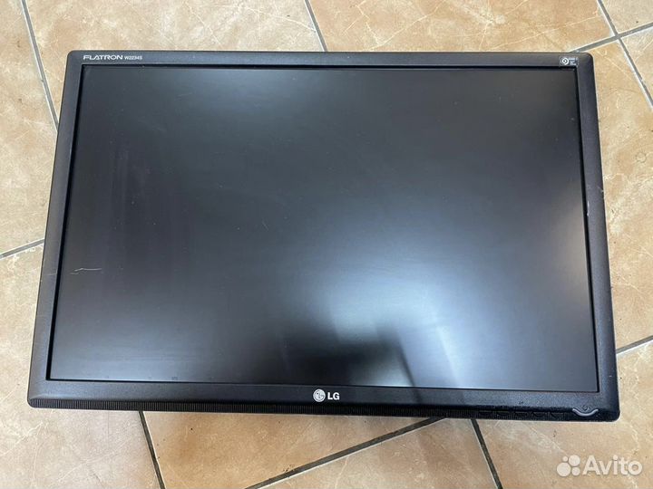 LG Flatron W2234S-BN Монитор