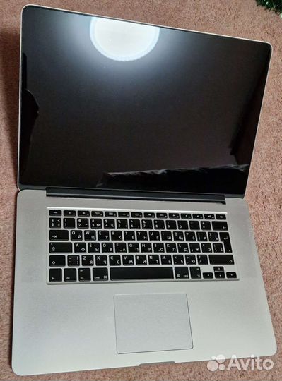 Ноутбук Apple MacBook Pro 15