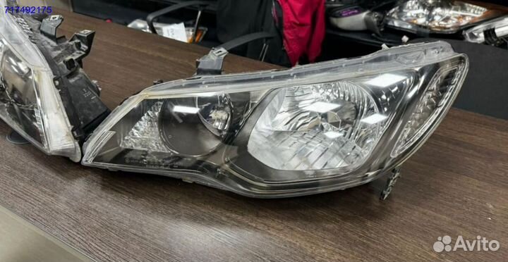 Фары Honda Civic 4D рестайлинг ксенон