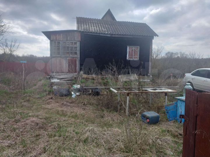 Дача 15 м² на участке 7 сот.