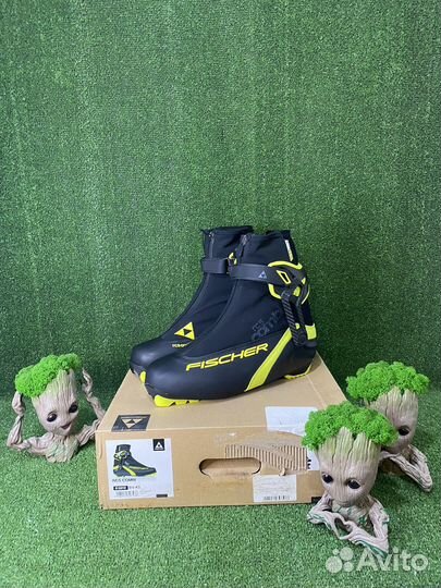 Лыжные ботинки Fischer RC3 Skate S15619 NNN