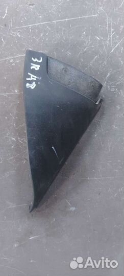 Накладка двери задняя правая Audi 8 d3