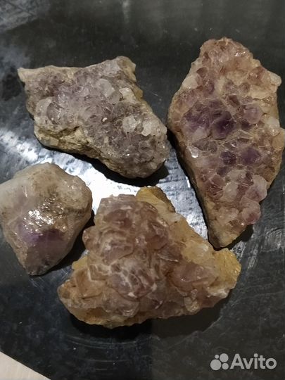 Друзы и кристаллы минералов