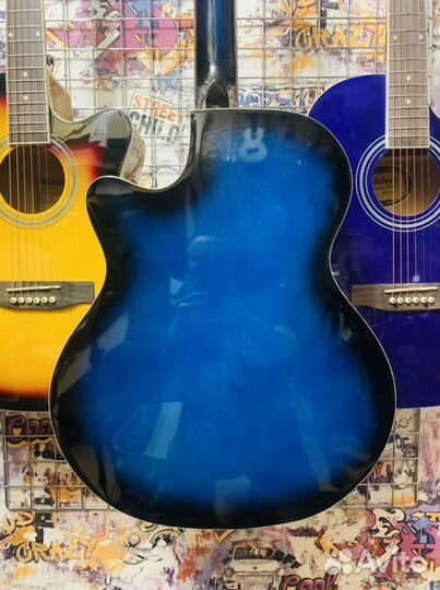 Акустическая гитара + аксессуар