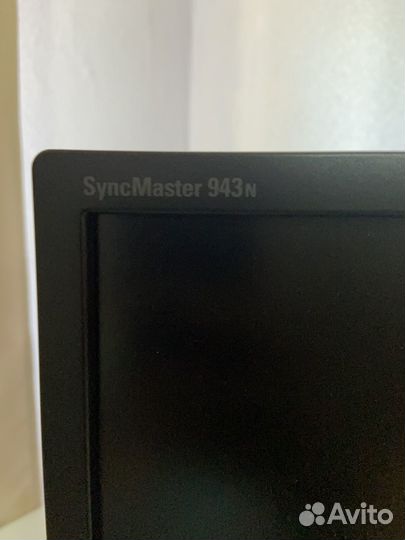 Монитор Samsung