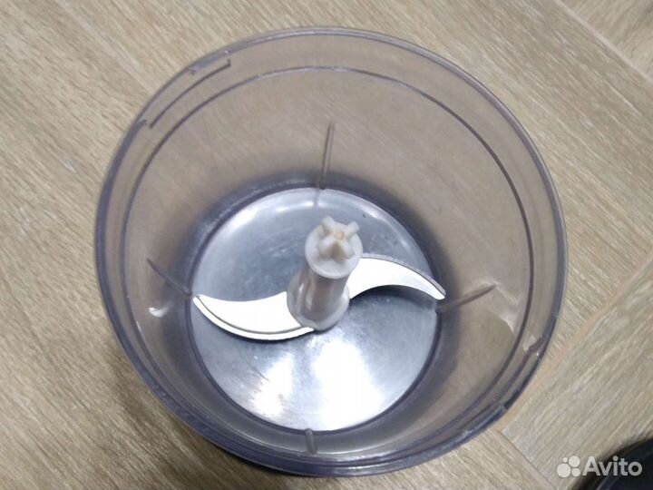 Низкая чаша, венчик, резак