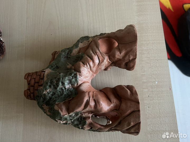 Замок в аквариум