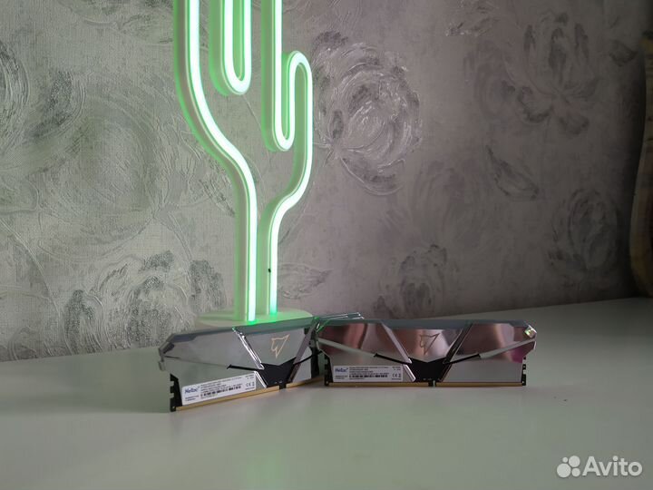 Оперативная память Netac Shadow DDR 4 16GB