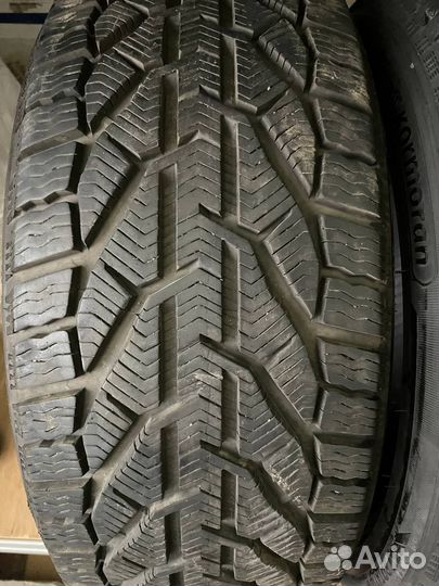 Kormoran Snow 225/45 R17 94H
