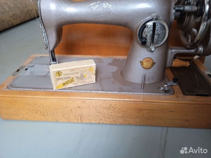 Швейная машина