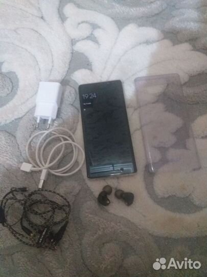 Samsung Galaxy Note 8, 6/64 ГБ