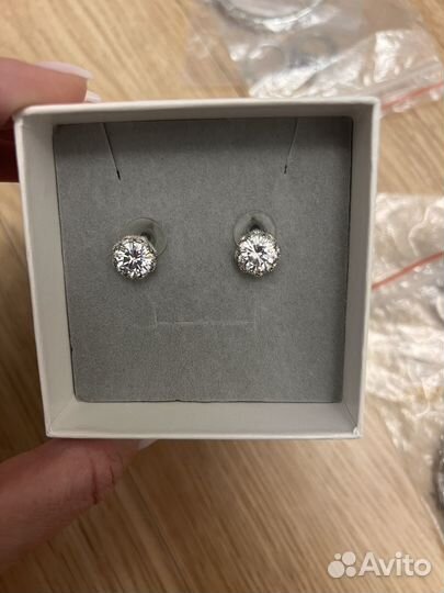 Серьги бижутерия