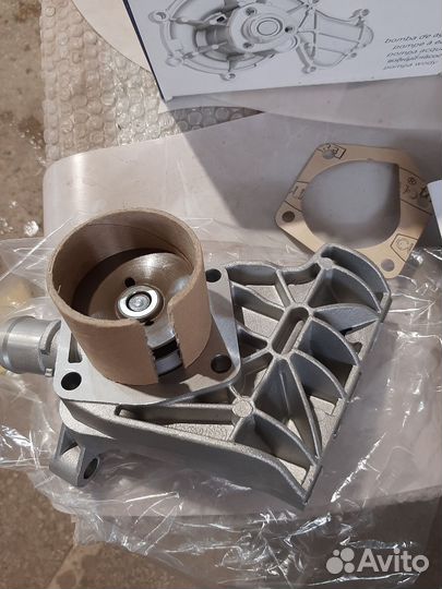 Водяной насос(помпа) skoda