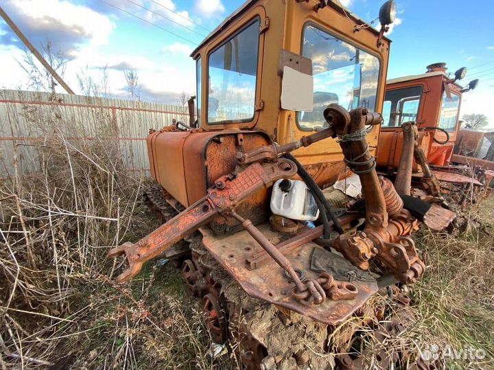 Трактор ВгТЗ ДТ-75, 1985