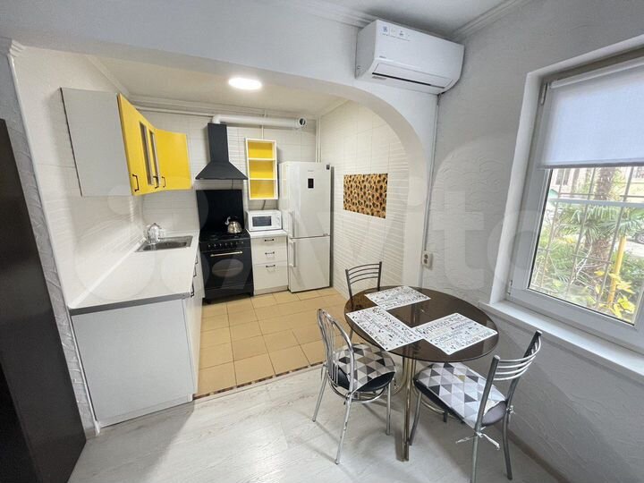 2-к. квартира, 47 м², 1/5 эт.