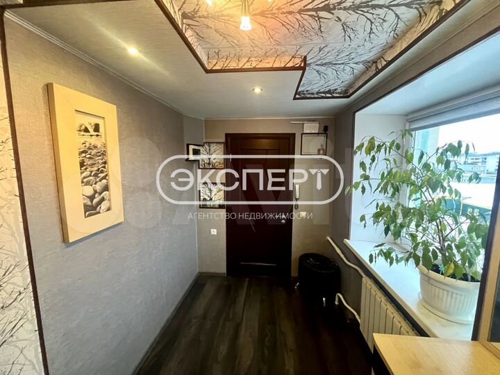 2-к. квартира, 71,8 м², 5/5 эт.